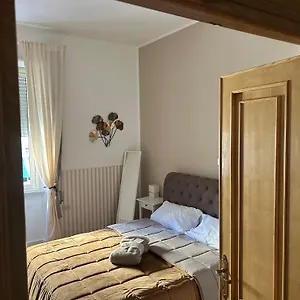 Giuliana Vatican Luxury Roma